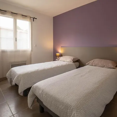 Les Bouches Rouges Villa *